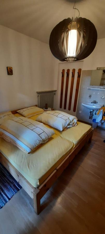 Hof Am Brunnen Apartment Cornaiano Bagian luar foto
