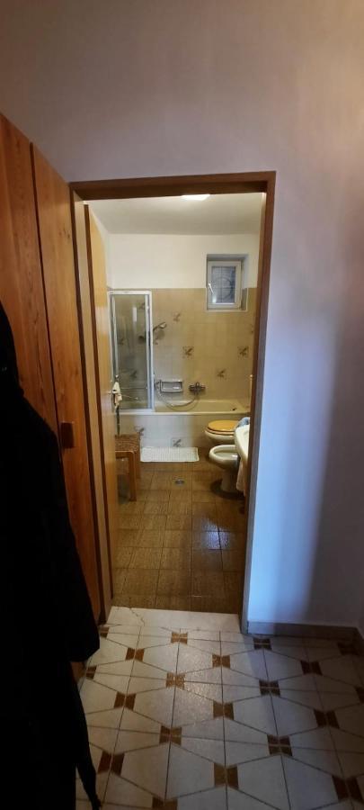 Hof Am Brunnen Apartment Cornaiano Bagian luar foto