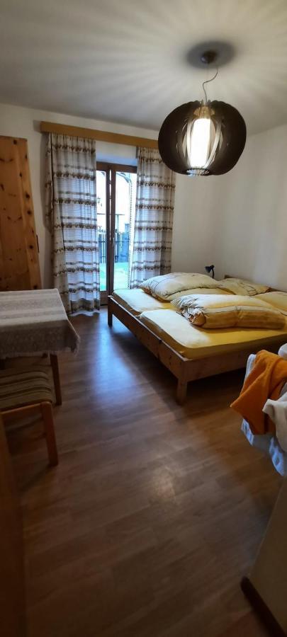 Hof Am Brunnen Apartment Cornaiano Bagian luar foto